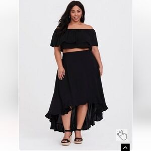 Maxi Challis Off-Shoulder Set